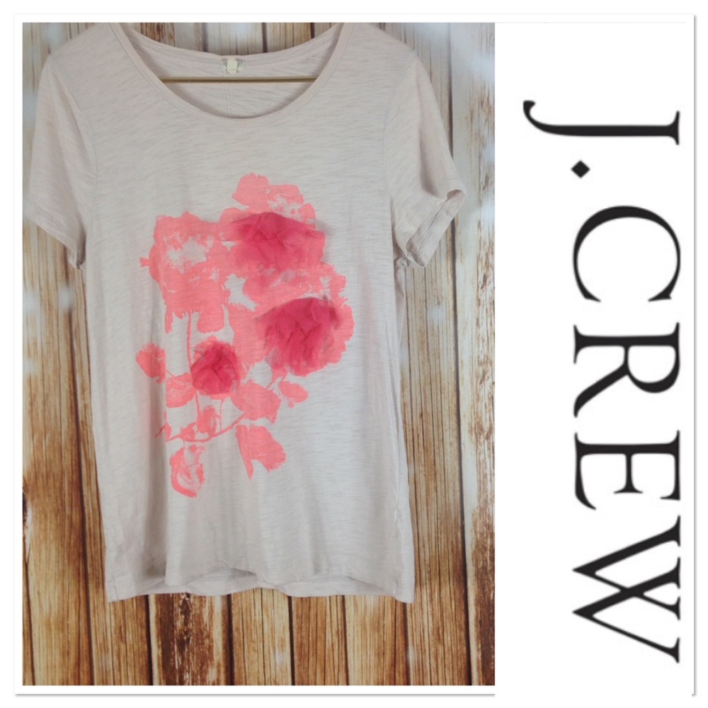 4 FOR $10🌸Floral Tee🌸