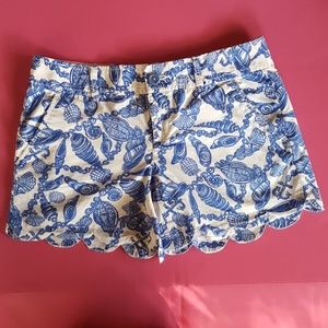 Like new, perfect condition Lilly Pulitzer shorts