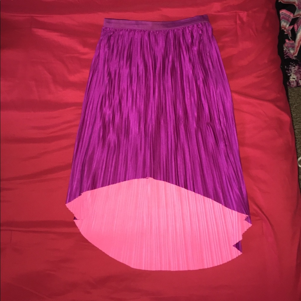 $5 reversible high low skirt