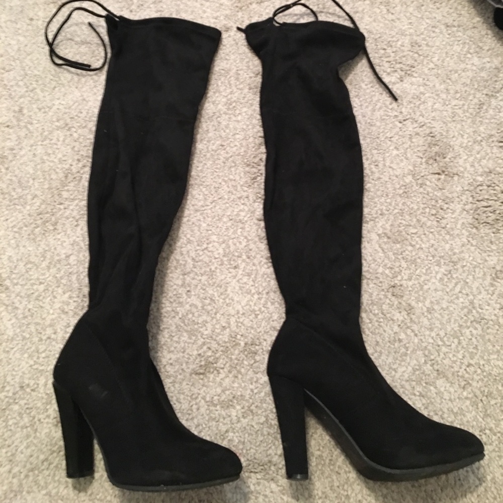 Black Knee High Suede Boots