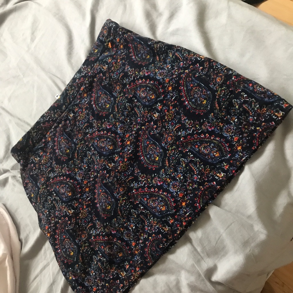 Floral print skirt