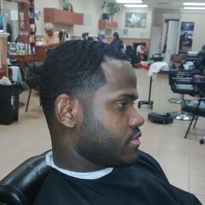 Meet your Posher, Elisha