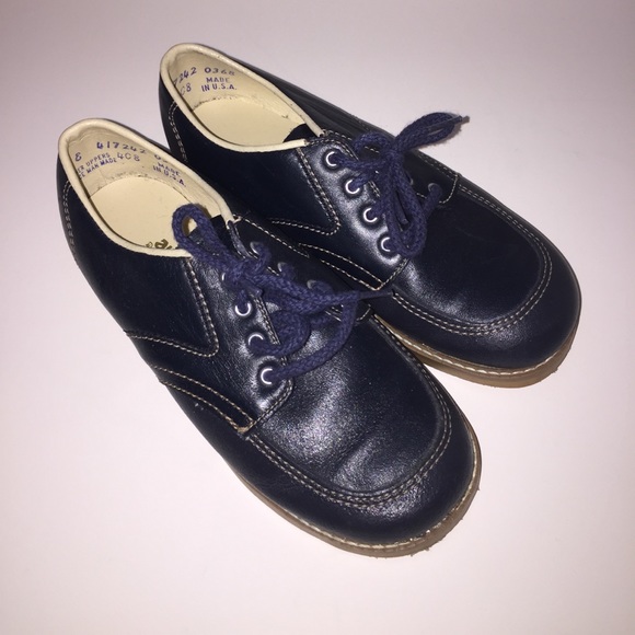 vintage stride rite shoes
