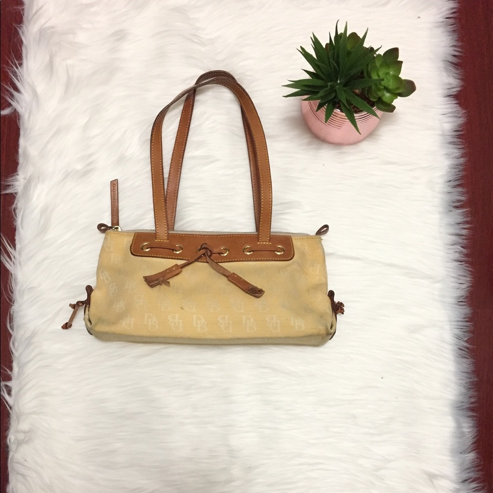 💯Dooney & Bourke handbag