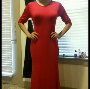 1/4 sleeve red dress