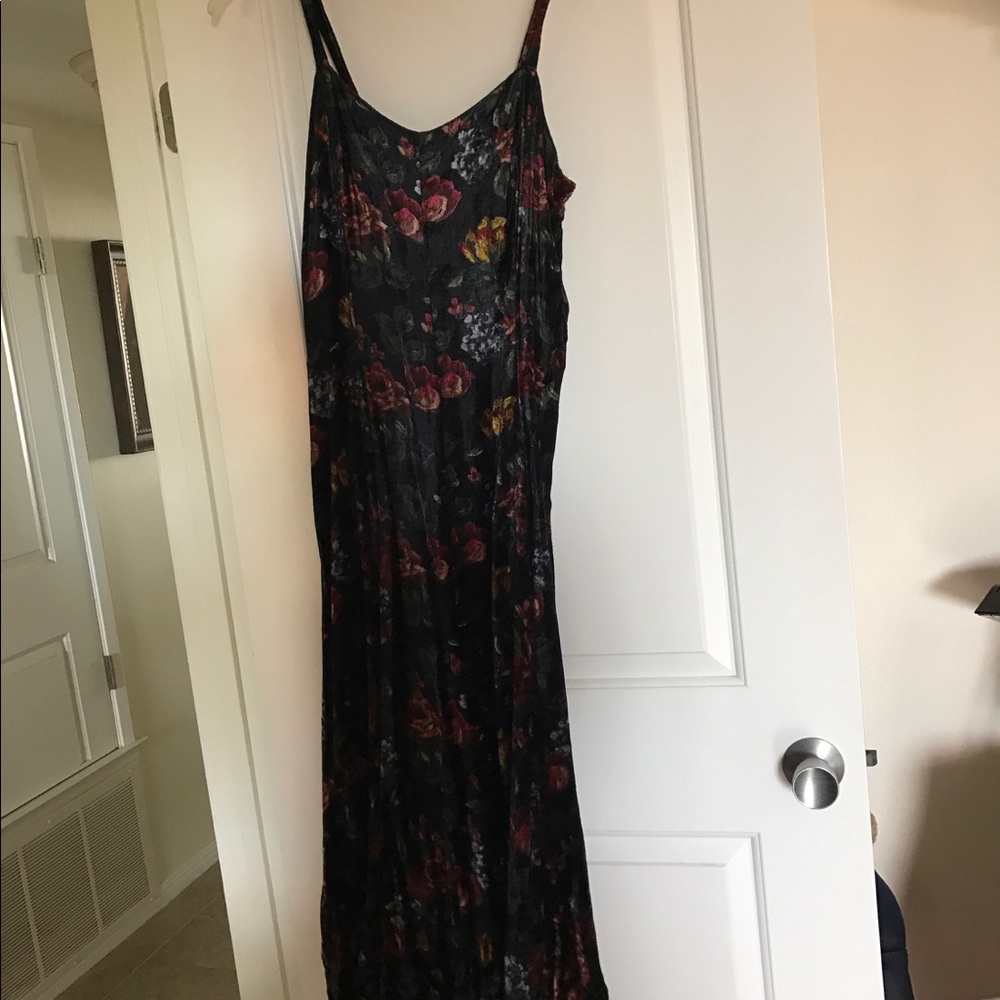 Floral-patterned dress
