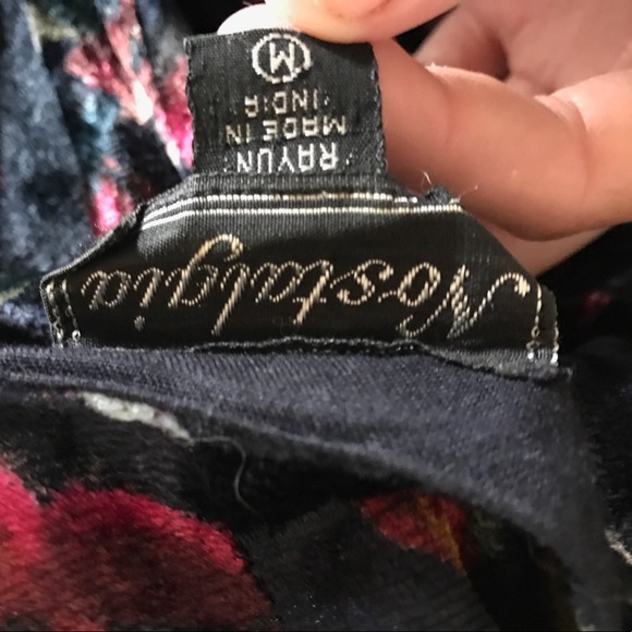 Floral-patterned dress - Picture 3 of 3