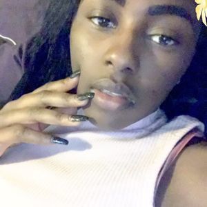 Meet your Posher, Shayla