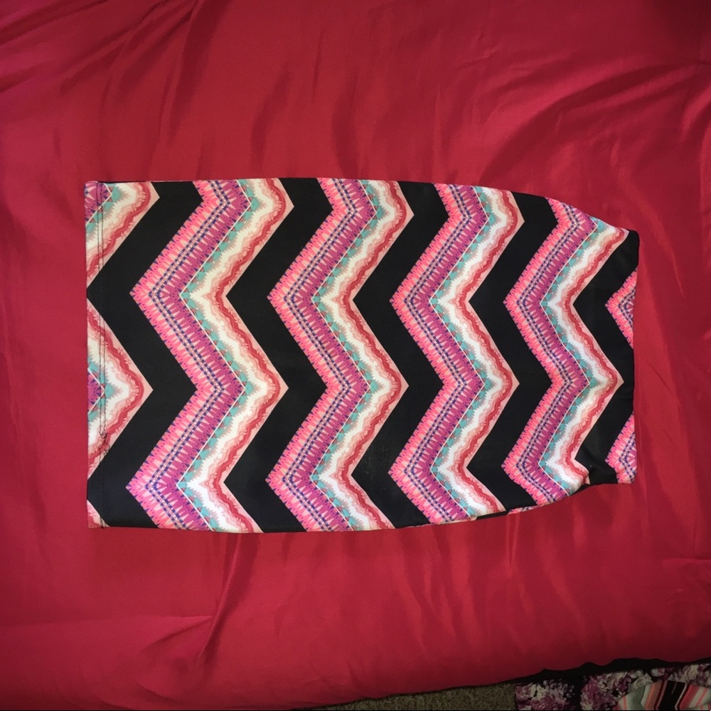 $4 pencil skirt