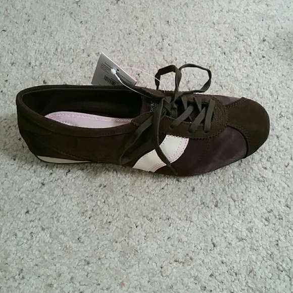 Danskin Now - Picture 3 of 5