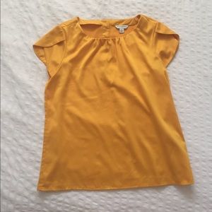 Banana republic gold top