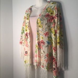 Brand new floral kimono 🍍🍉