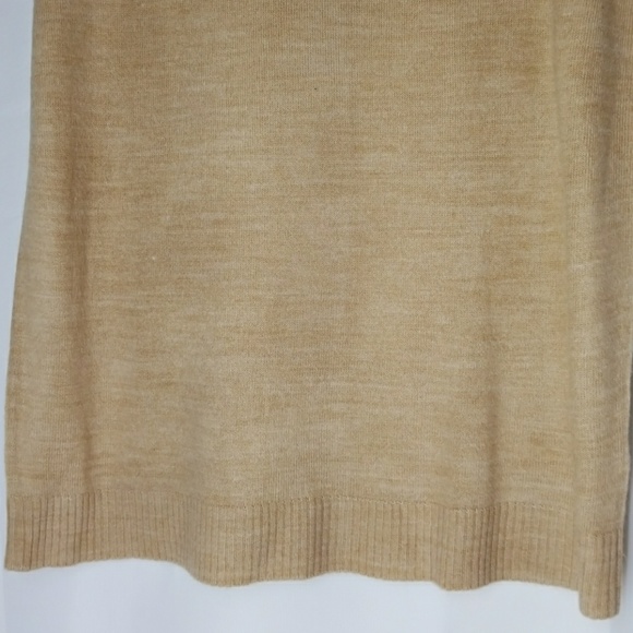 Designers Top - Picture 3 of 3