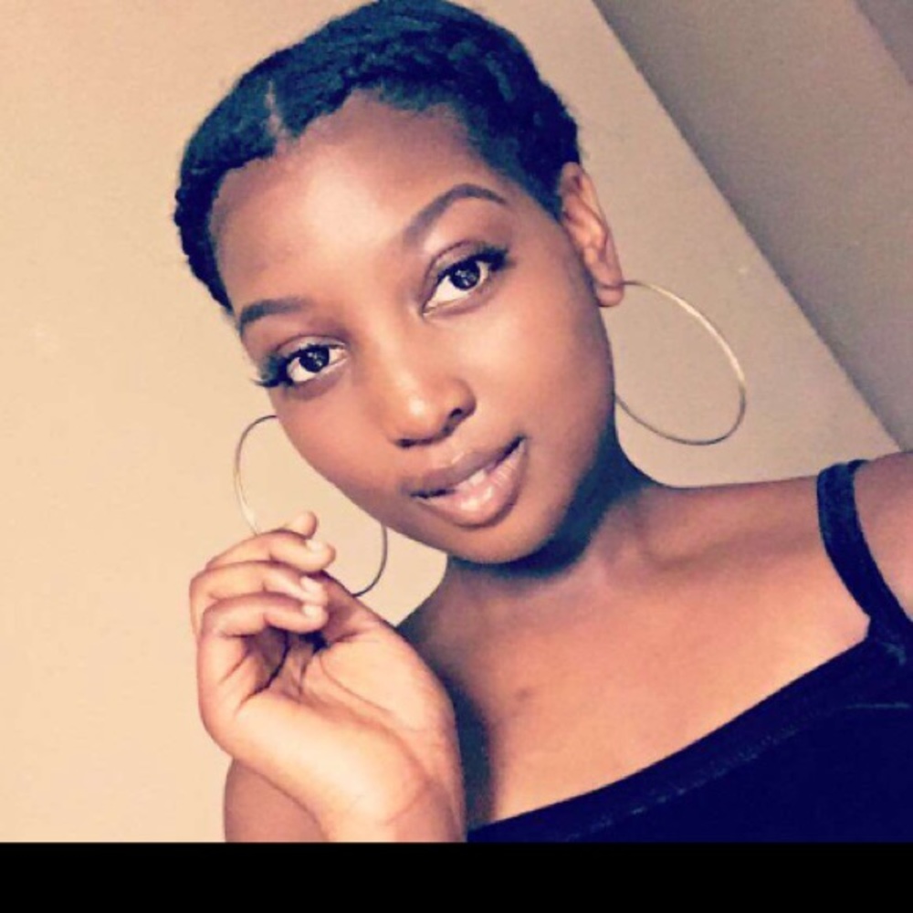 Meet your Posher, Paige