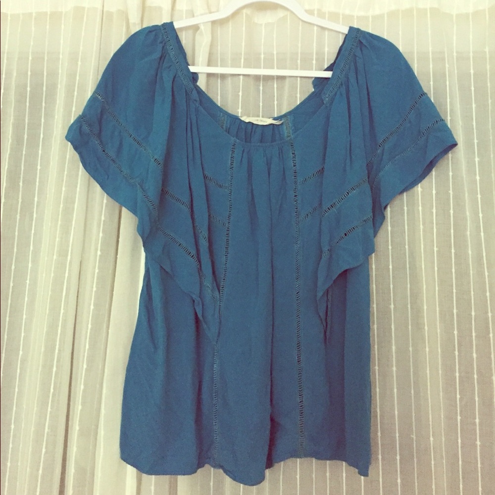 Blue flowy shirt
