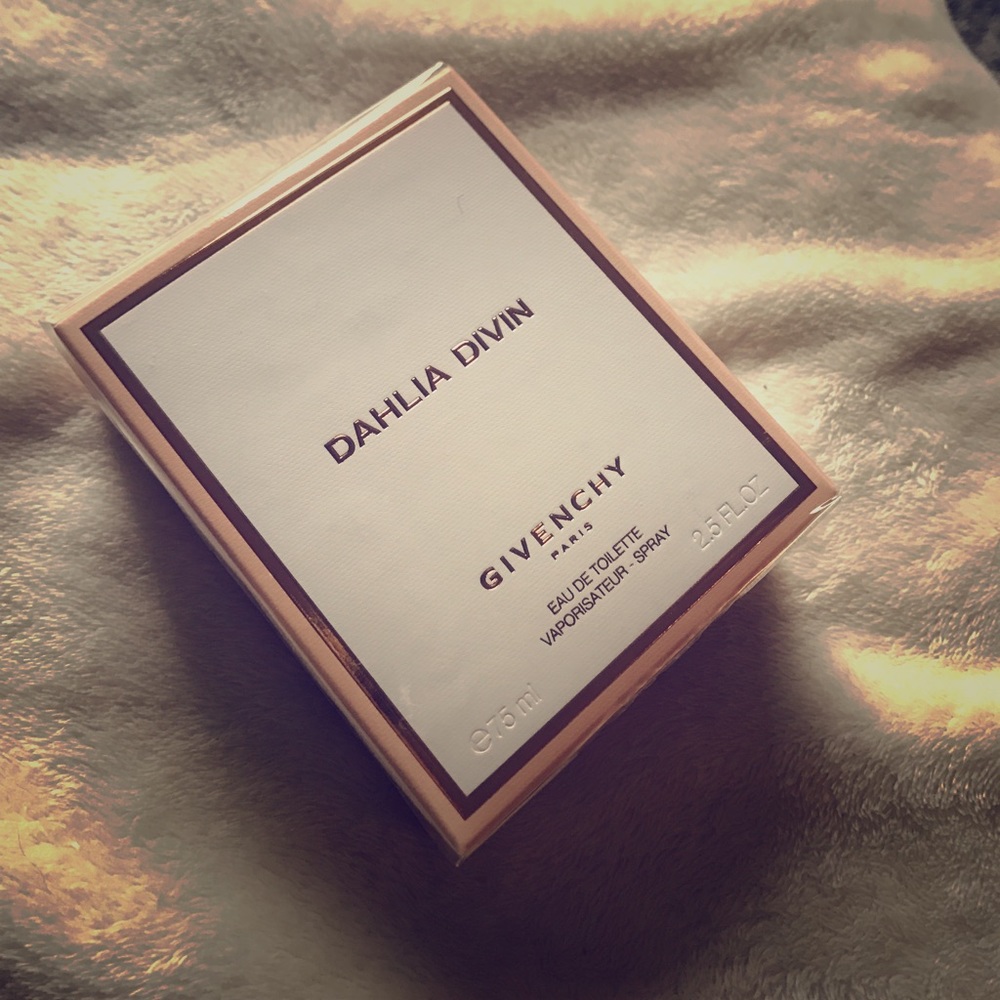 Dahlia Divin by Givenchy