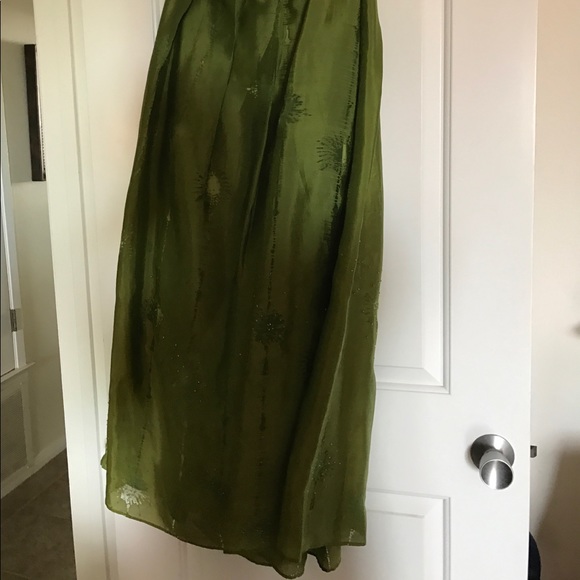 Green Holiday Skirt - Picture 2 of 3