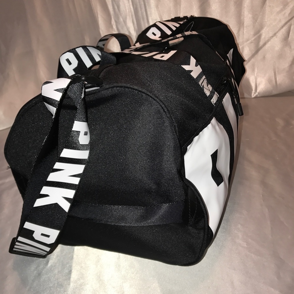 VS PINK Logo Duffle bag luggage carry on big logo - Picture 3 of 5