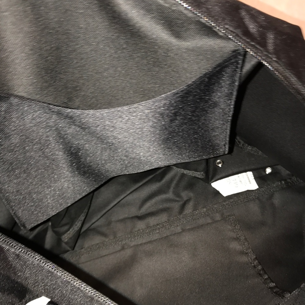 VS PINK Logo Duffle bag luggage carry on big logo - Picture 5 of 5