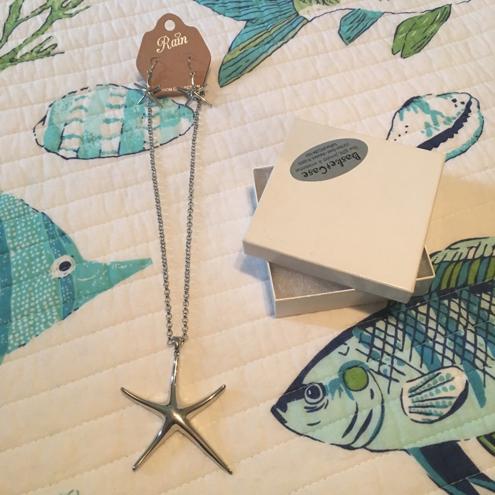 🐚 Starfish earrings and necklace set 🐚
