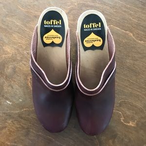 Swedish Hasbeen clogs
