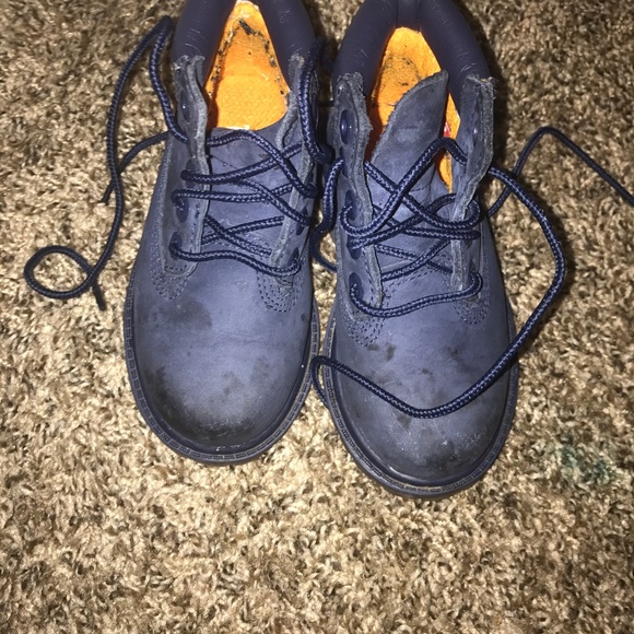 Toddler blue timberlands size 7 - Picture 2 of 3