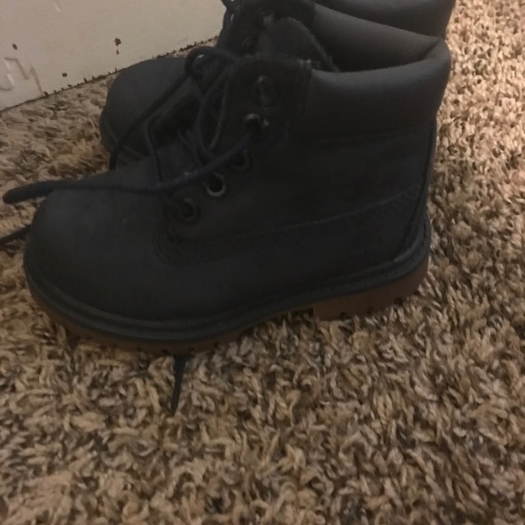 Toddler blue timberlands size 7 - Picture 3 of 3