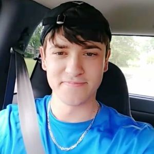 Meet your Posher, Tyler