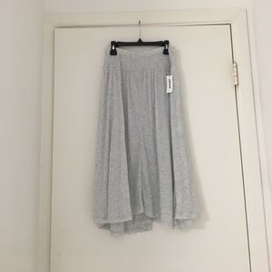 Old Navy || gray midi skirt