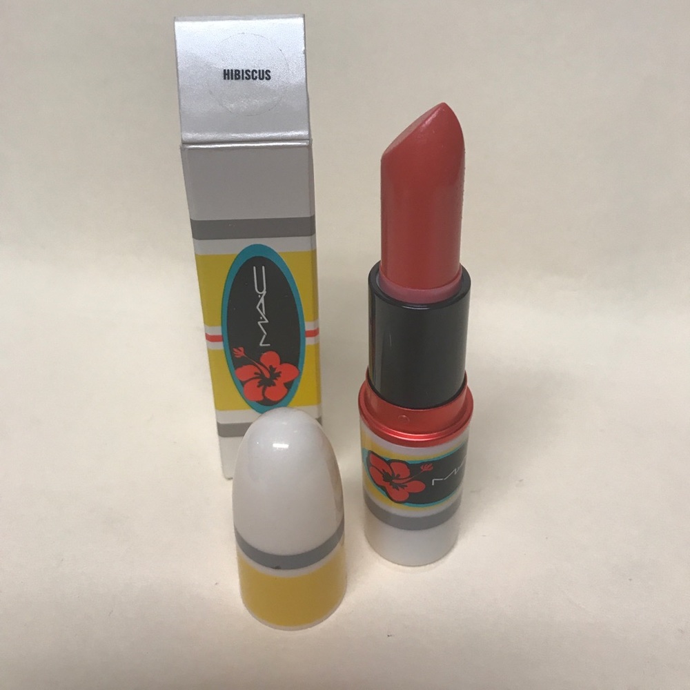 MAC Surf Baby "Hibiscus" Lipstick. BNIB