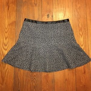 Hinge herringbone skirt