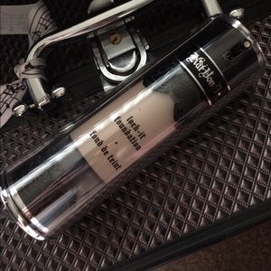 Kat Von D Lock-It Foundation