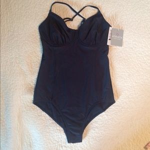 Athleta one piece swimsuit size 36d/dd