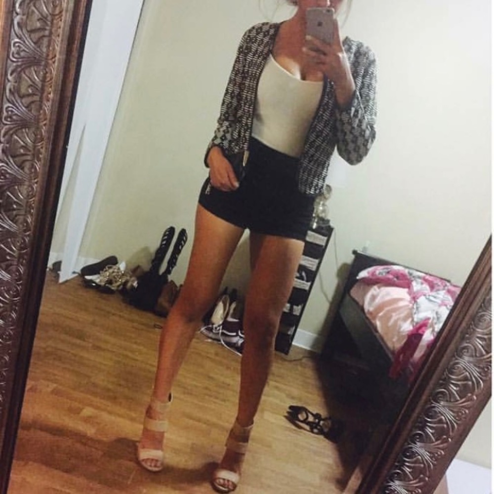 Old Navy black and white blazer