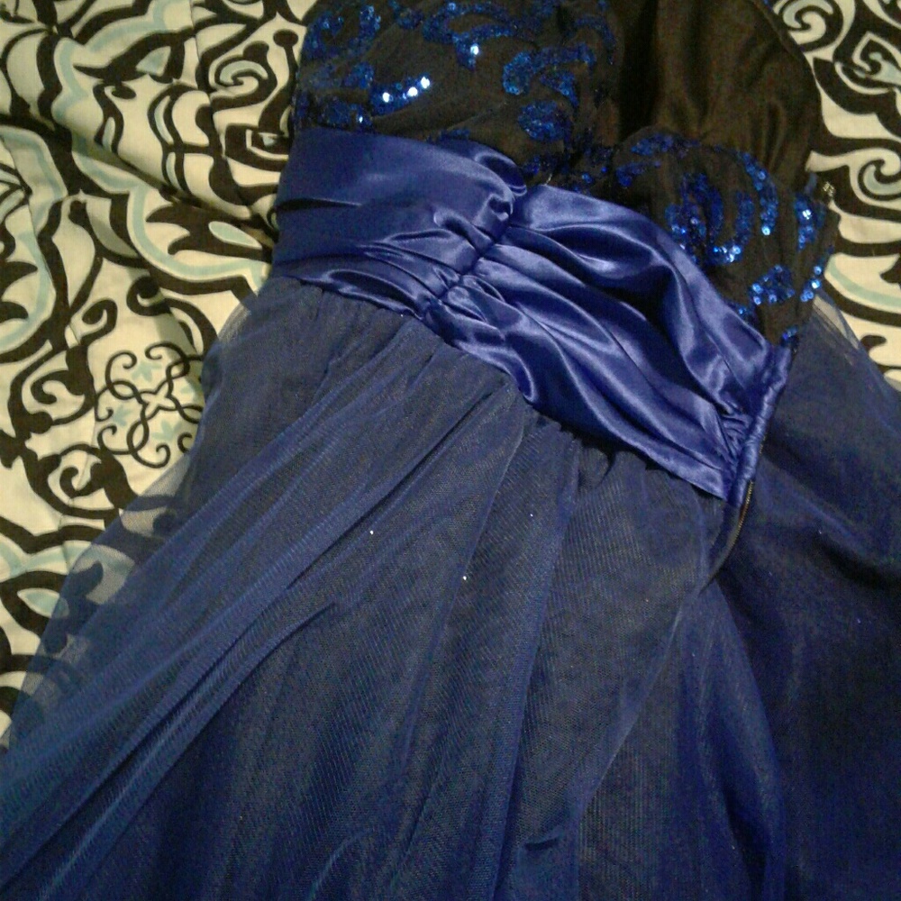 Navy Blue Sequin Dress - Picture 6 of 6