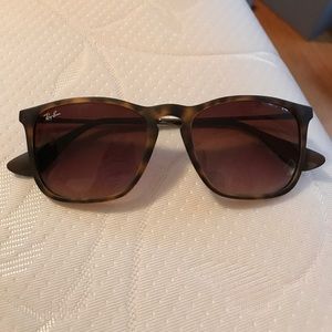 Ray Ban Tortoise Shell Sunglasses