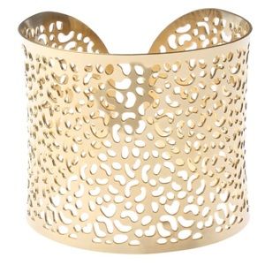 Meet your Posher, Adedoyin