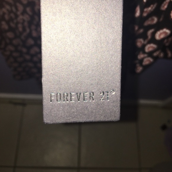 Romper - Picture 4 of 5