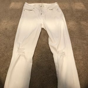 Bullhead (Pacsun) white jeans