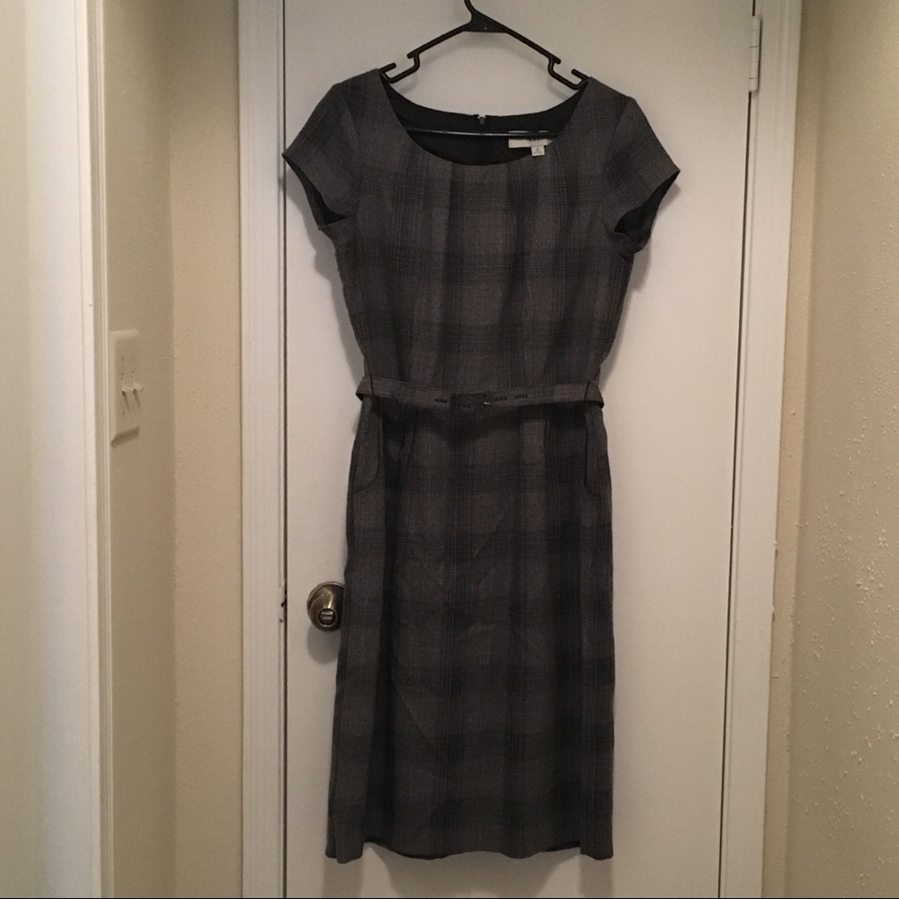 Merona pencil dress with pockets and belt