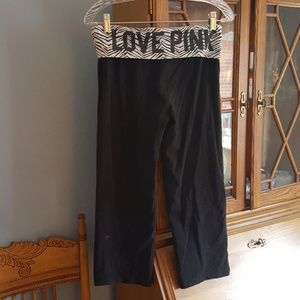 VS PINK Capri yoga pants