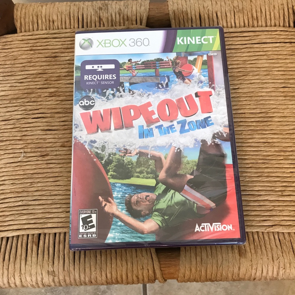 New, SEALED XBox 360 Kinect WIPEOUT Game - Picture 1 of 2