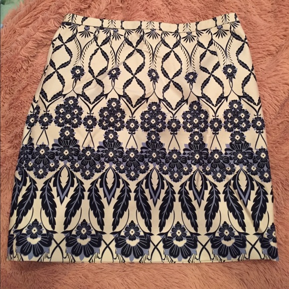 J. Crew Dresses & Skirts - J. Crew skirt size 8