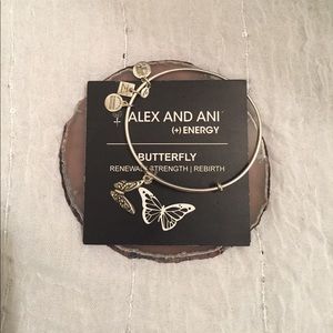 Silver Alex & Ani Butterfly Bangle - SOLD 📣