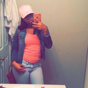 Meet your Posher, Kayla