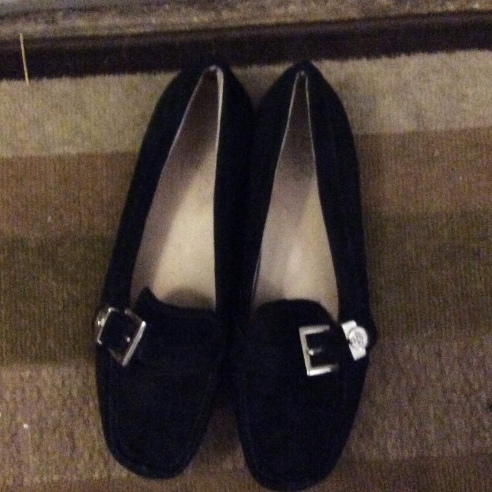 Uggs shoes hold for 19sunshine78