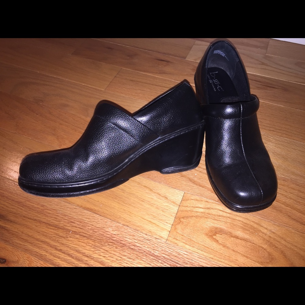 Black b.o.c. Wedge clog