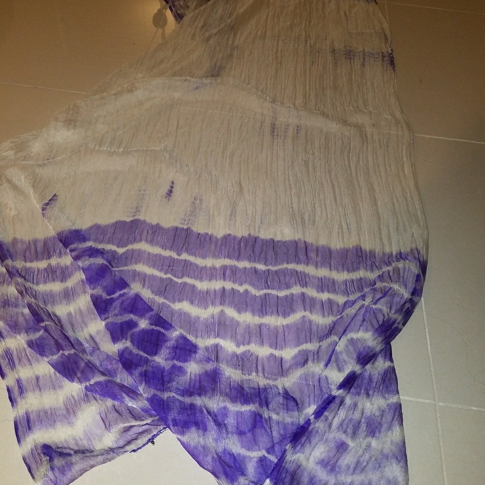 scarf/tapestry