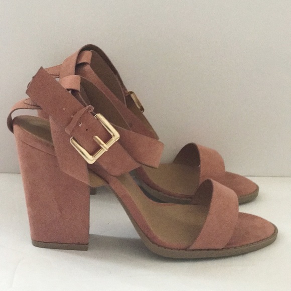 LAST 1️⃣ Dusty Blush Ankle Strap Block Heel - Picture 5 of 7