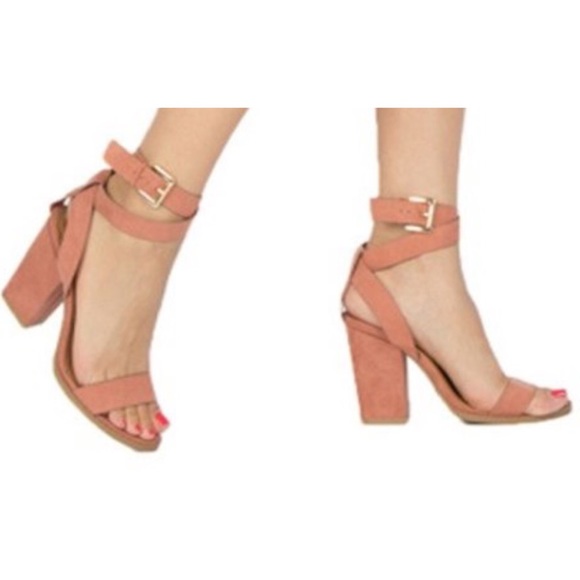 LAST 1️⃣ Dusty Blush Ankle Strap Block Heel - Picture 4 of 7